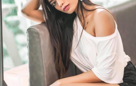 Amisha Sinha social media influencer Wiki ,Bio, Profile, Unknown Facts and Family Details revealed