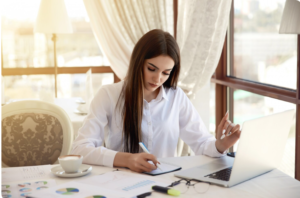 financial content writing services